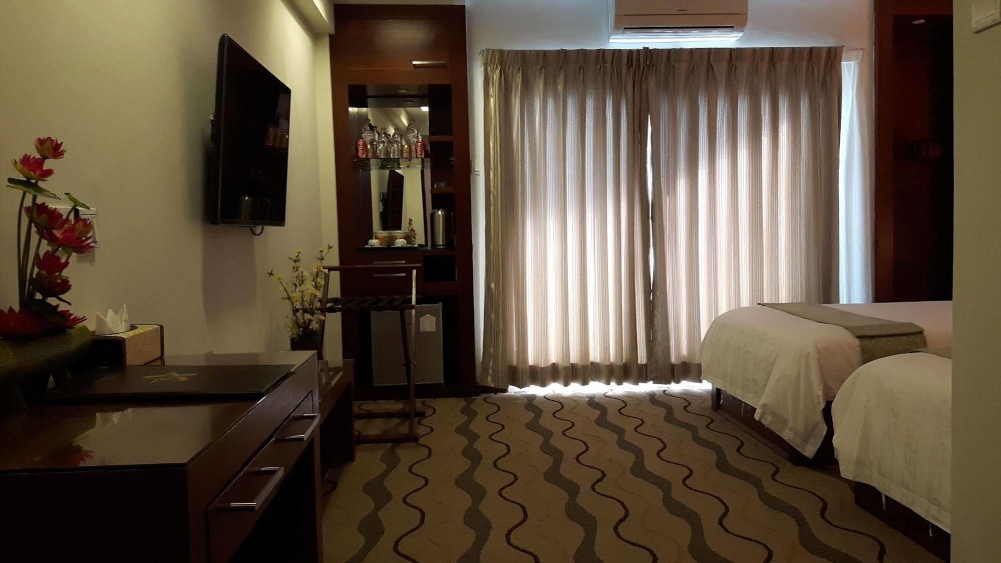 City Star Hotel Yangon Exterior foto